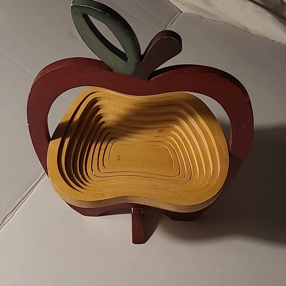 Large Wooden Apple Shaped Basket Trivet Hot Plate Kitchen Decor